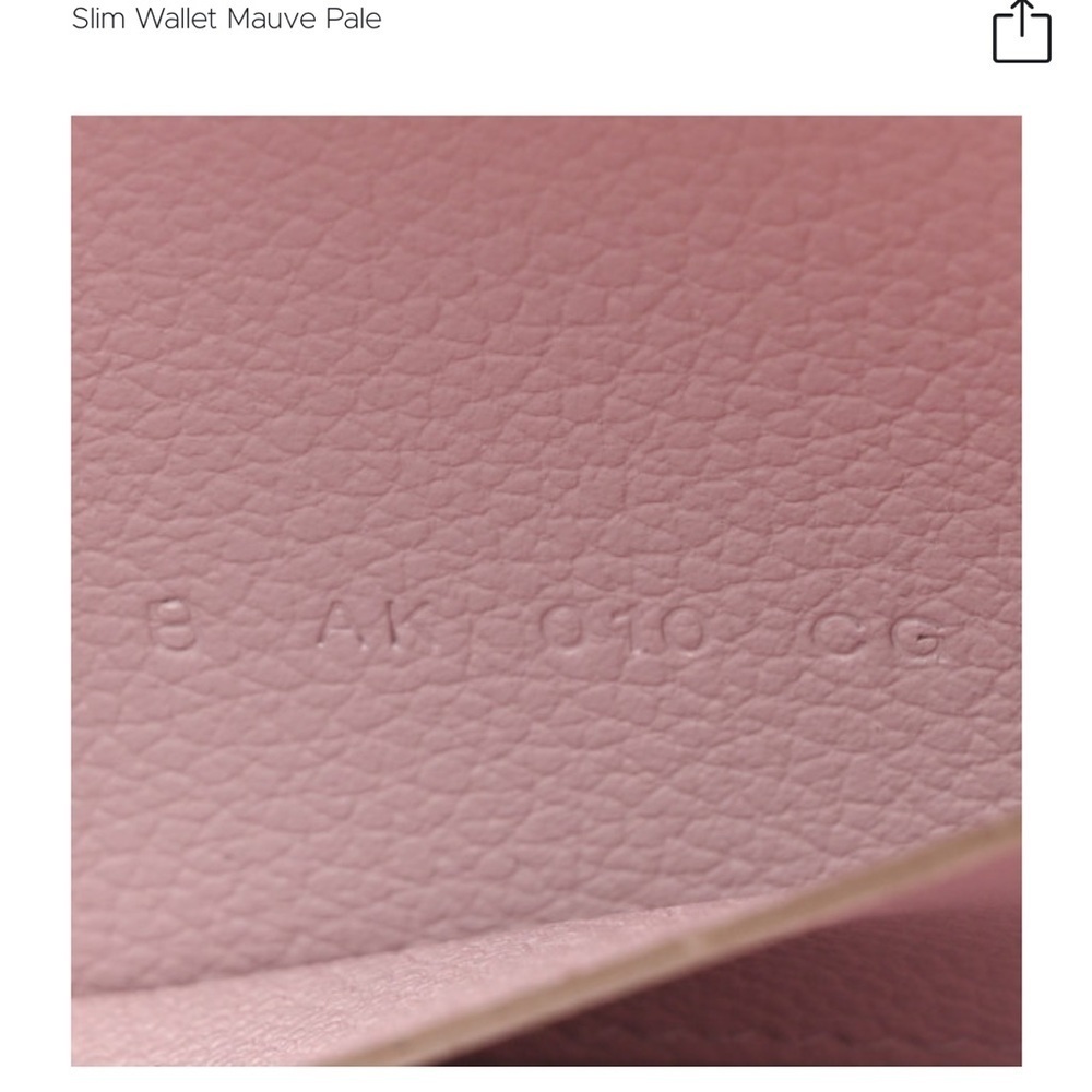 Hermes Evercolor Constance Slim Wallet Mauve Pale
NEW IN BOX
GIFTABLE - Picture 9 of 12